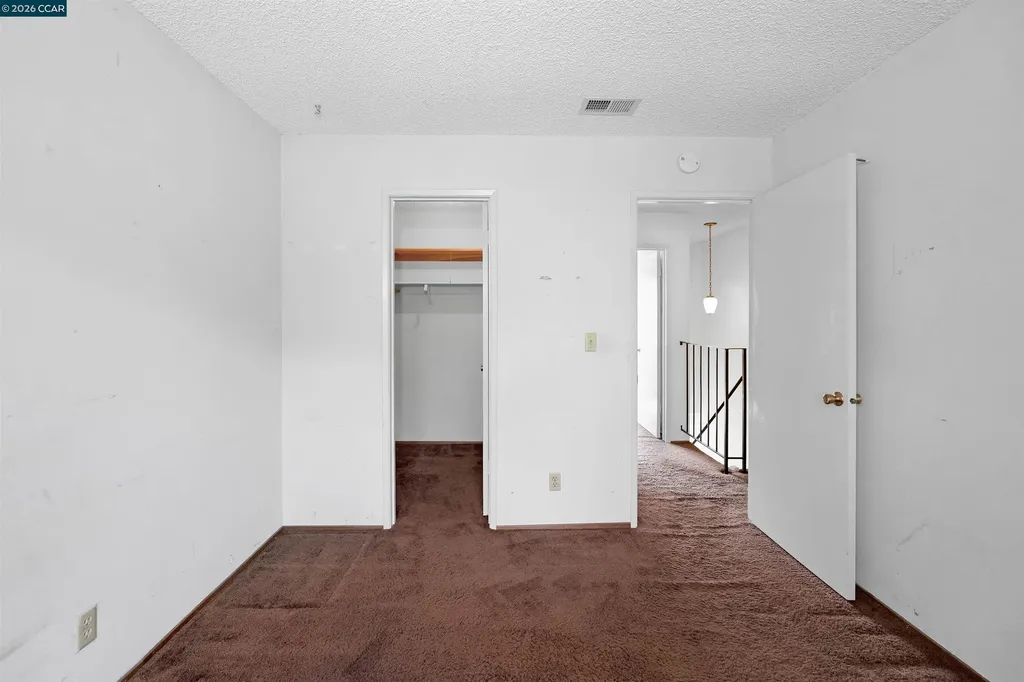 121 Violet Road Hercules CA 94547