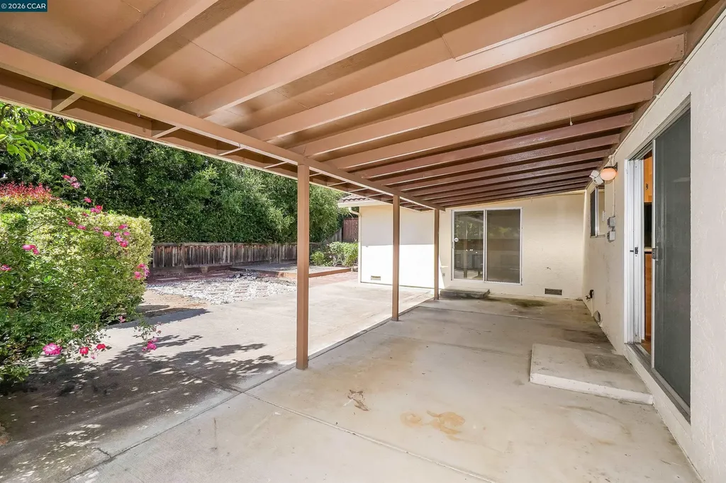 121 Violet Road Hercules CA 94547