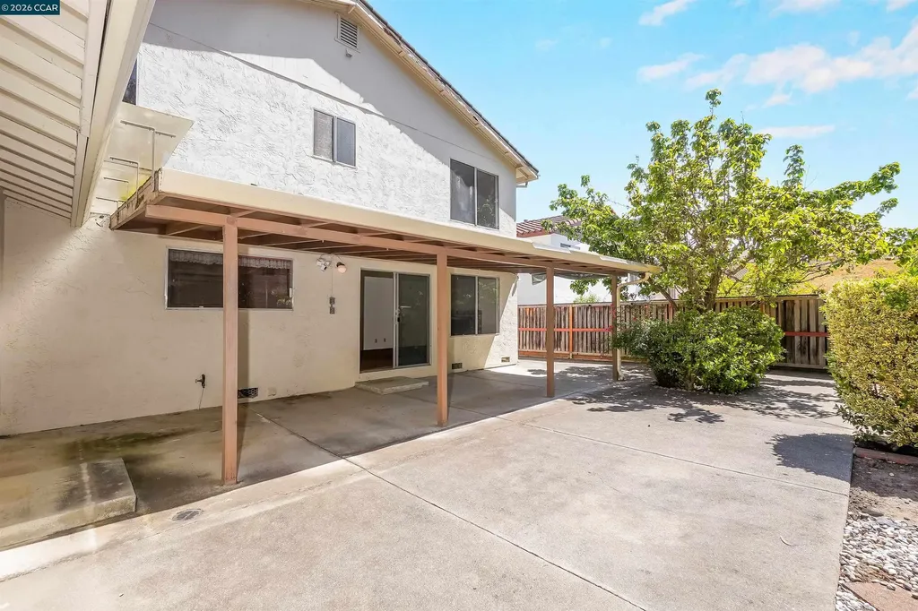 121 Violet Road Hercules CA 94547