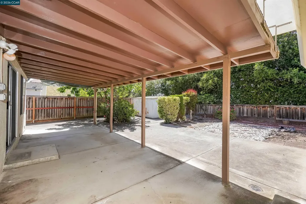 121 Violet Road Hercules CA 94547
