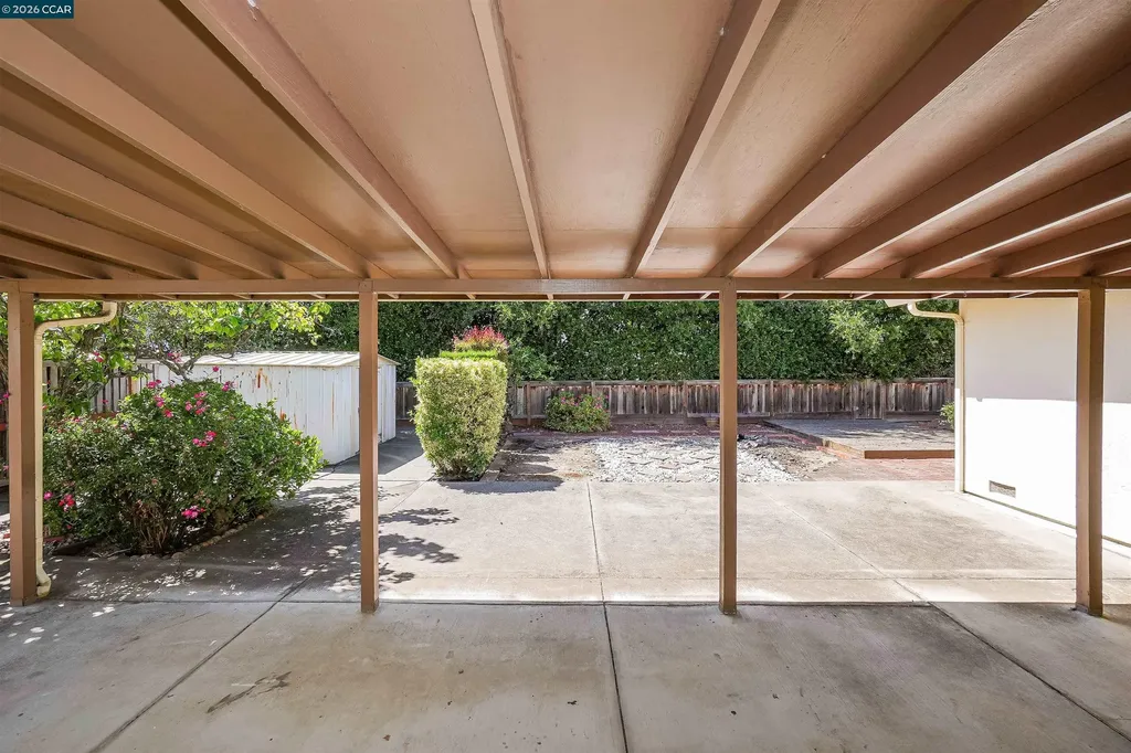121 Violet Road Hercules CA 94547