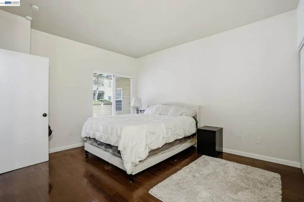 1405 Forest Run Hercules CA 94547