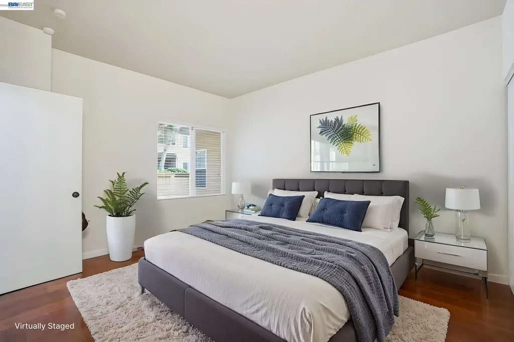 1405 Forest Run Hercules CA 94547