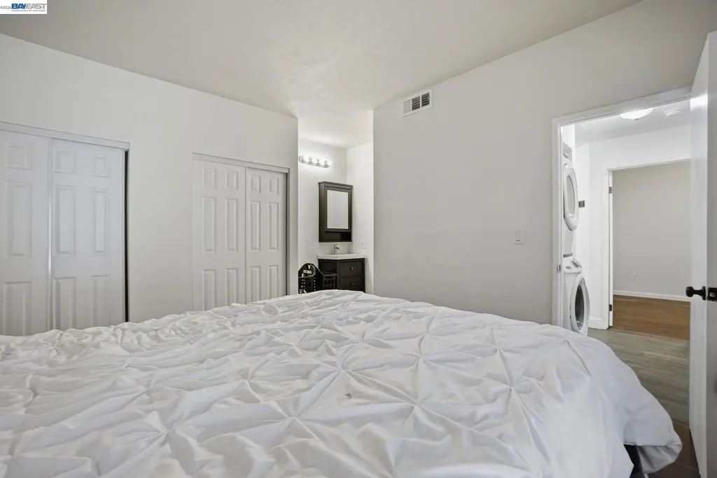 1405 Forest Run Hercules CA 94547