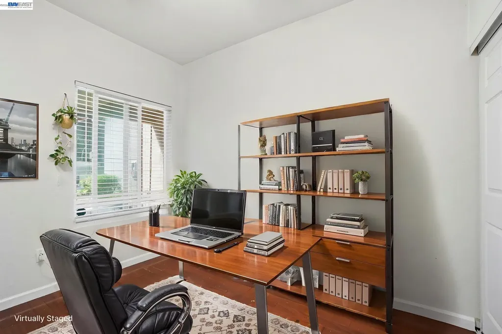 1405 Forest Run Hercules CA 94547