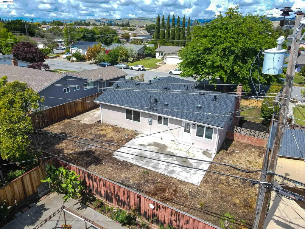 40335 Robin Street Fremont CA 94538