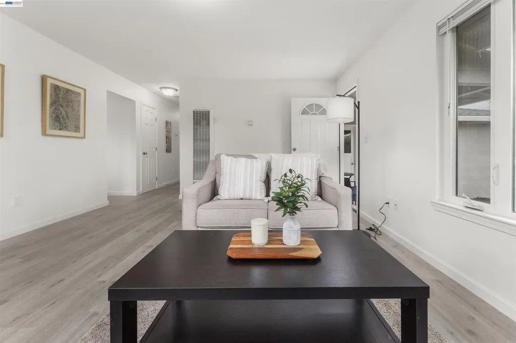 40335 Robin Street Fremont CA 94538
