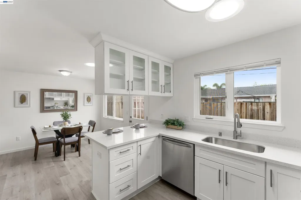 40335 Robin Street Fremont CA 94538