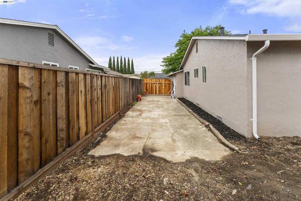 40335 Robin Street Fremont CA 94538