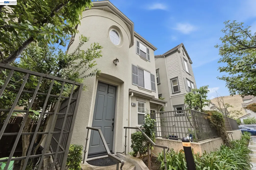 6005 Hillbrook Place Dublin CA 94568