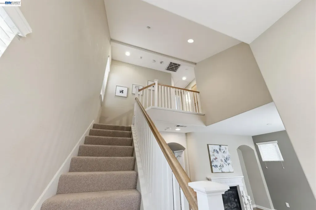 6005 Hillbrook Place Dublin CA 94568