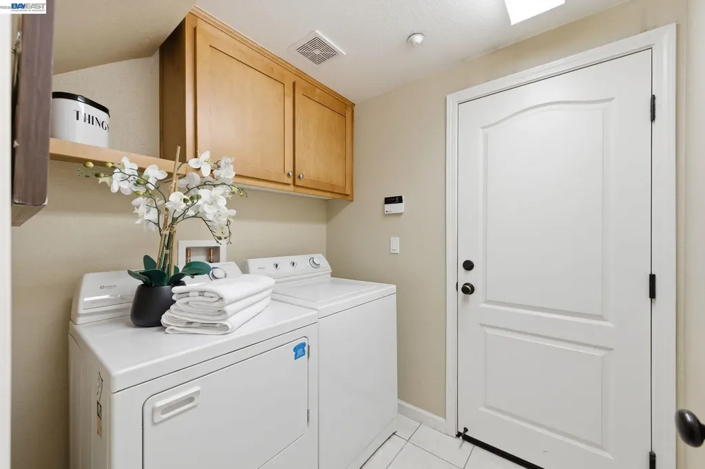 6005 Hillbrook Place Dublin CA 94568