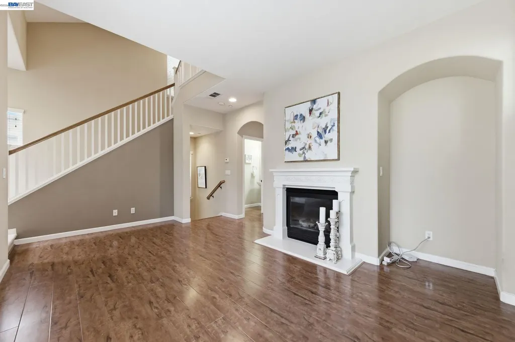 6005 Hillbrook Place Dublin CA 94568