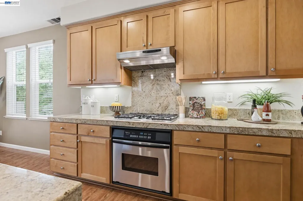6005 Hillbrook Place Dublin CA 94568