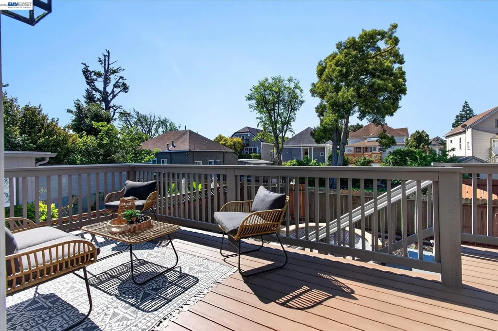 552 Haight Avenue Alameda CA 94501