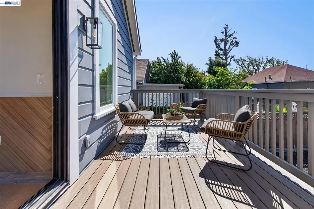 552 Haight Avenue Alameda CA 94501