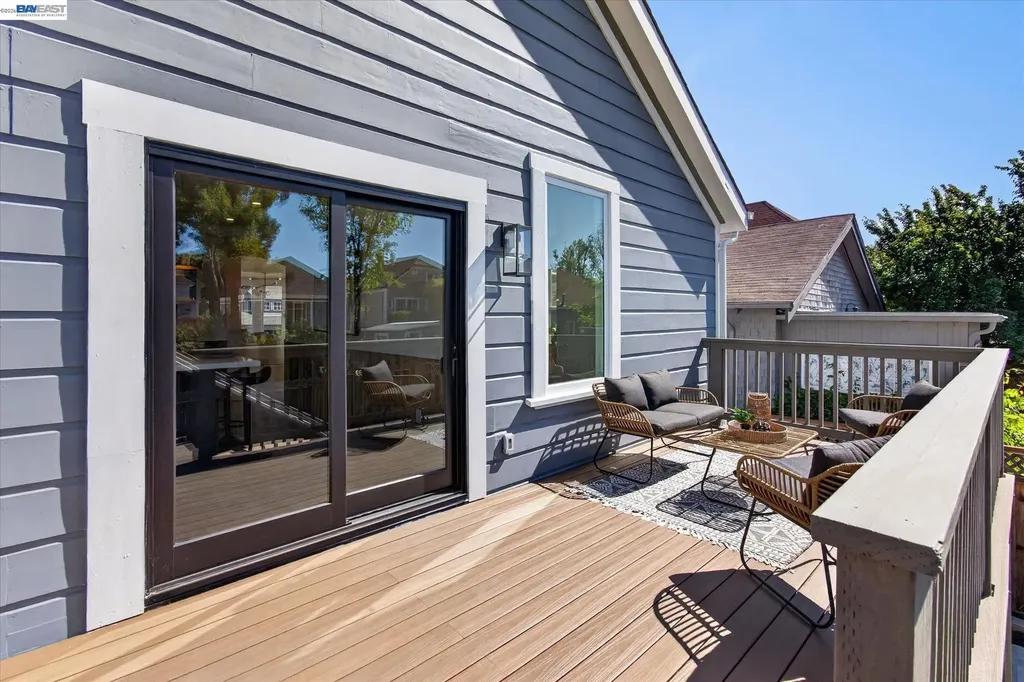 552 Haight Avenue Alameda CA 94501