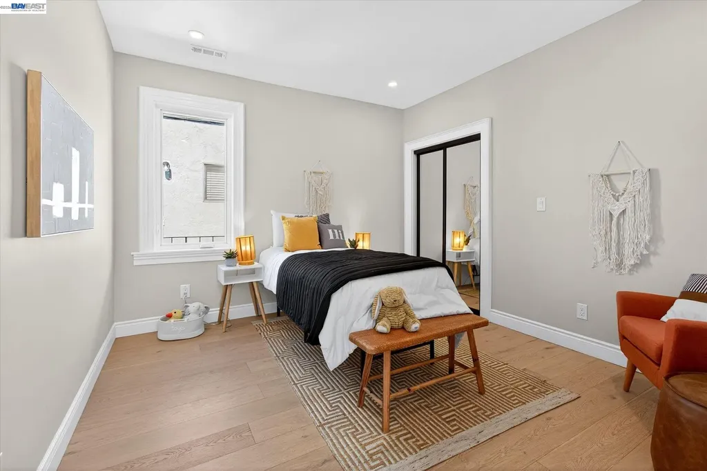 552 Haight Avenue Alameda CA 94501
