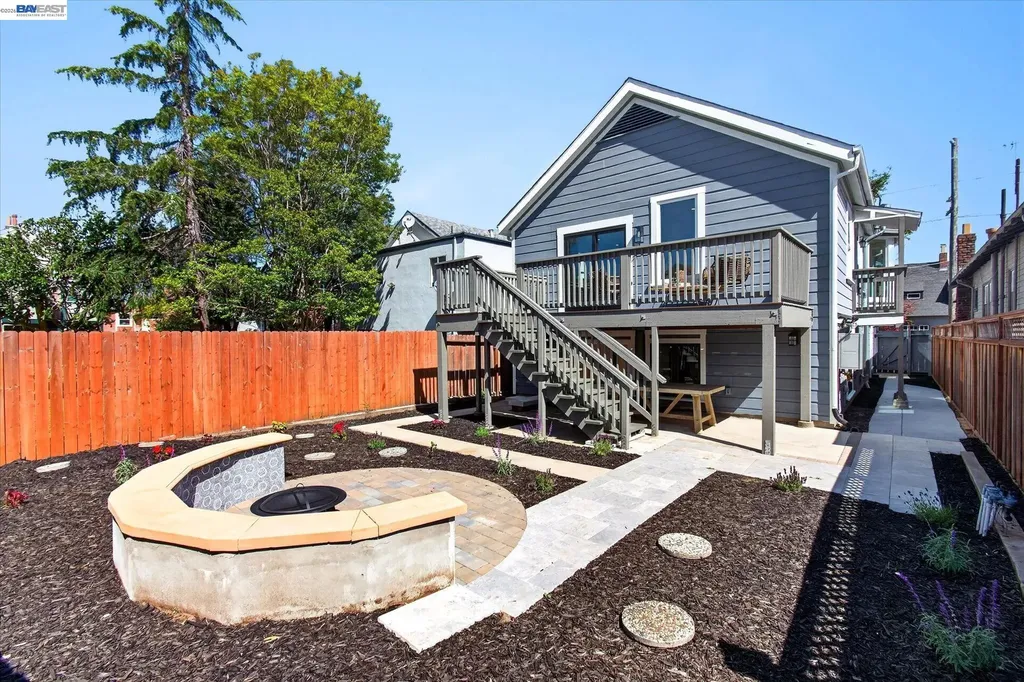 552 Haight Avenue Alameda CA 94501