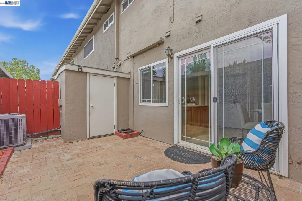 4609 Ithaca Way Pleasanton CA 94588