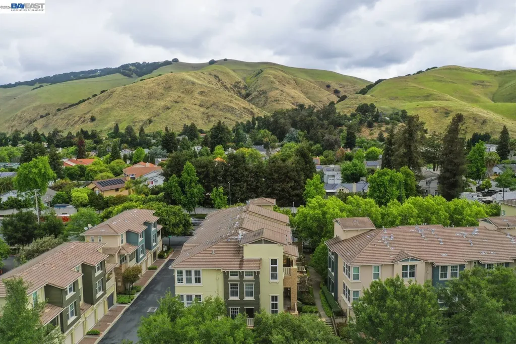 38 Silk Oak Terrace Fremont CA 94536
