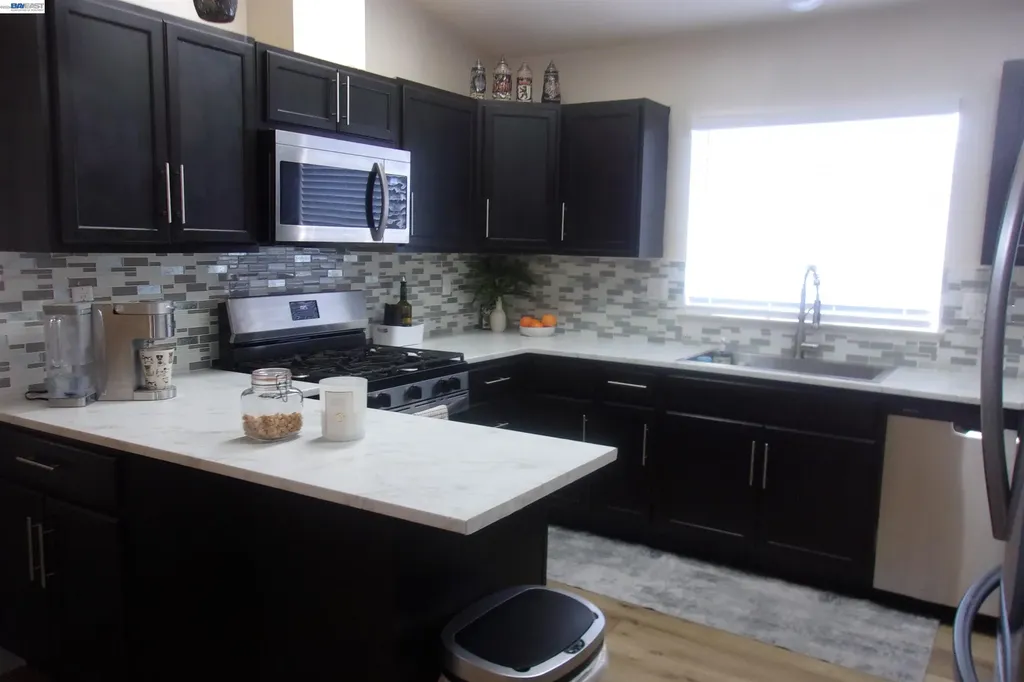 1840 Paris Lane Antioch CA 94509
