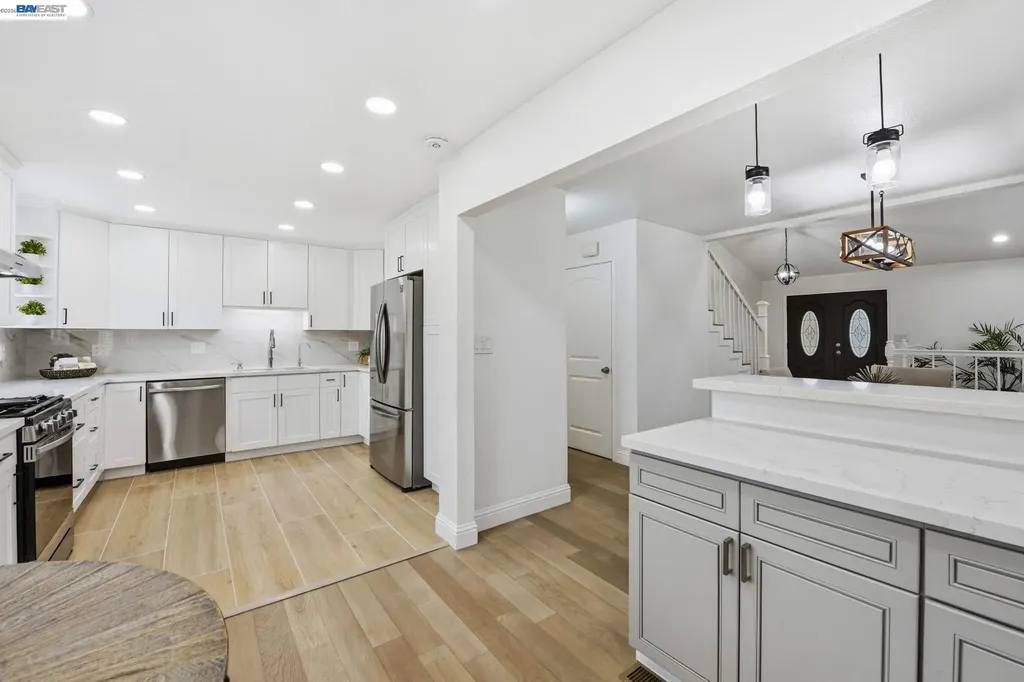 4142 Wakefield Loop Fremont CA 94536