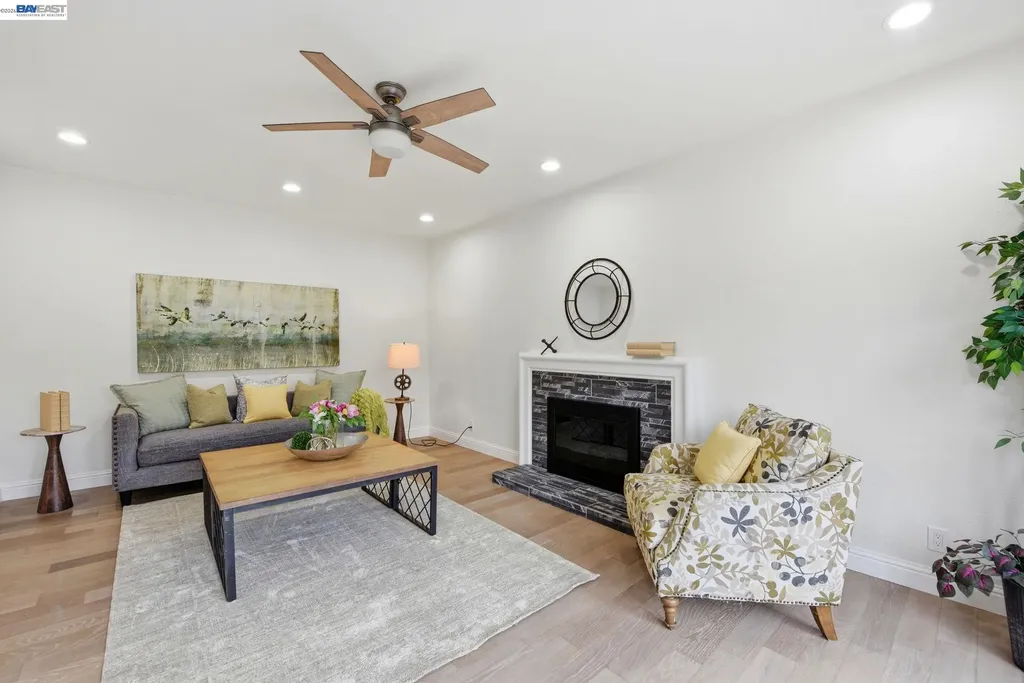 4142 Wakefield Loop Fremont CA 94536