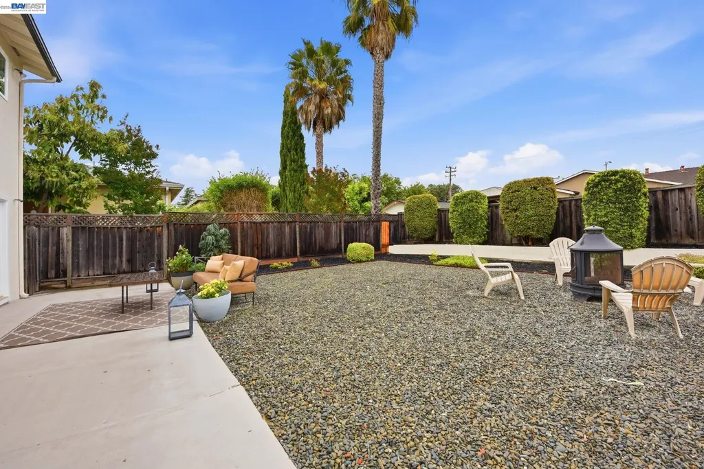 4142 Wakefield Loop Fremont CA 94536