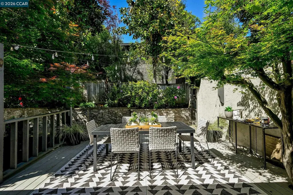 4 Burnt Oak Circle Lafayette CA 94549