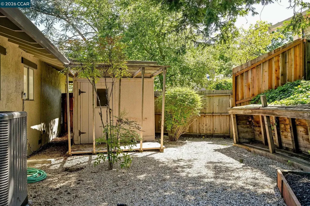 4 Burnt Oak Circle Lafayette CA 94549