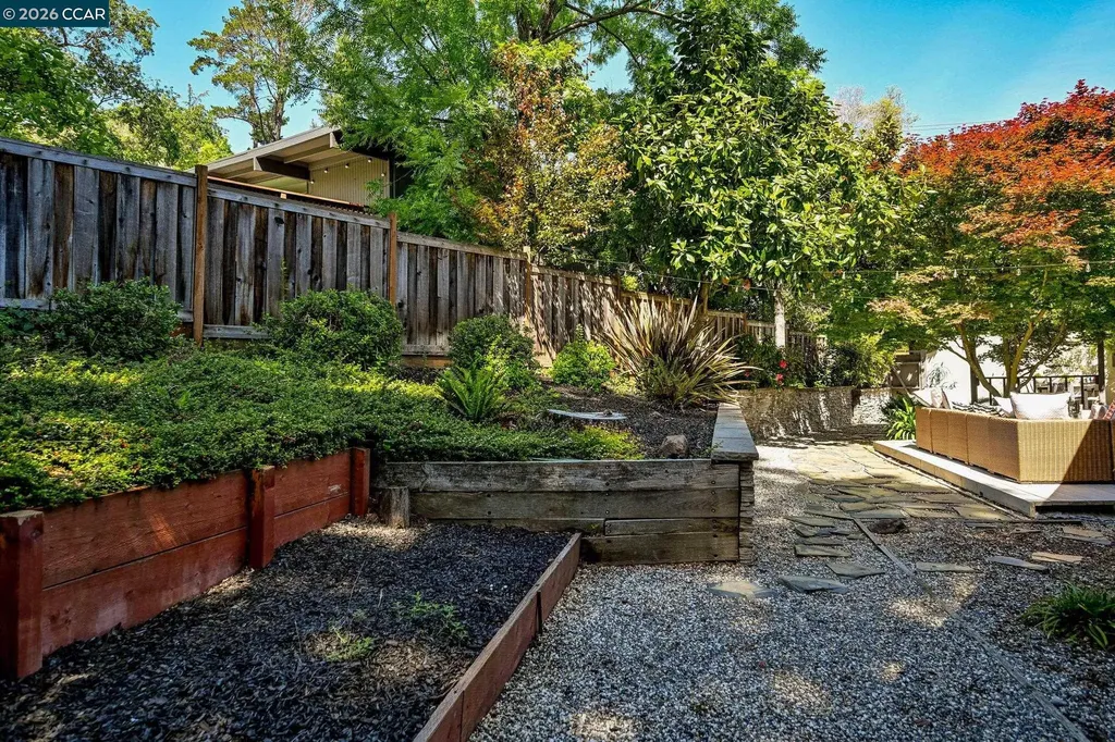 4 Burnt Oak Circle Lafayette CA 94549