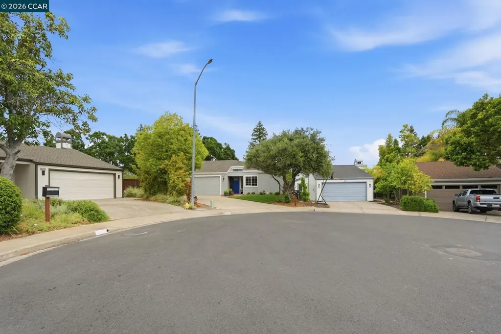 370 Scarlet Oak Court Pleasant Hill CA 94523
