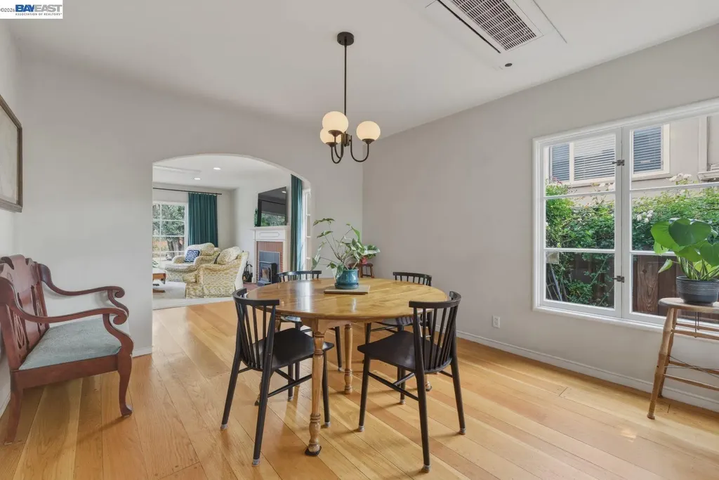 543 Fortuna Avenue San Leandro CA 94577