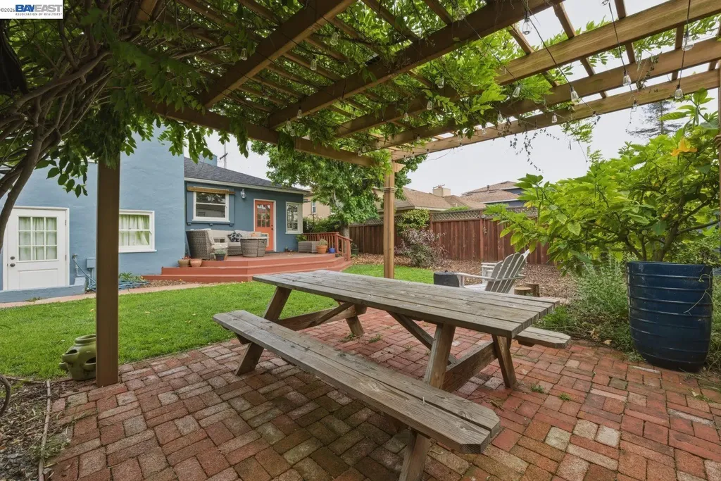 543 Fortuna Avenue San Leandro CA 94577