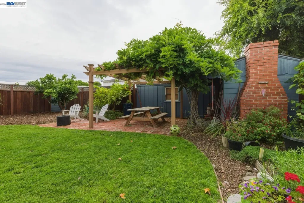 543 Fortuna Avenue San Leandro CA 94577