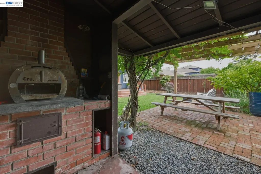 543 Fortuna Avenue San Leandro CA 94577