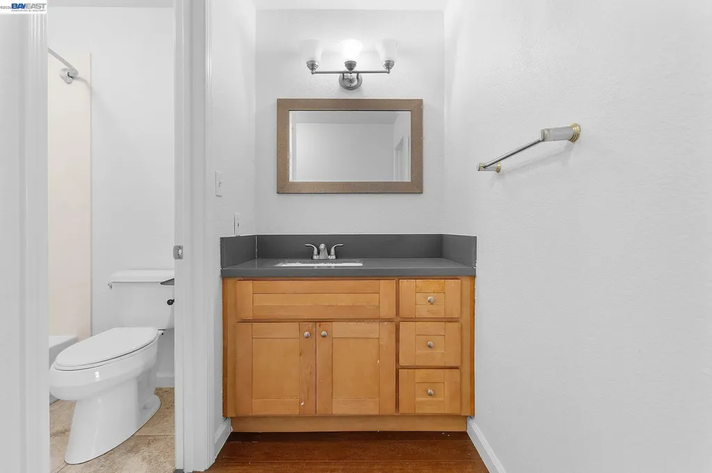 1044 Mohr Lane Concord CA 94518