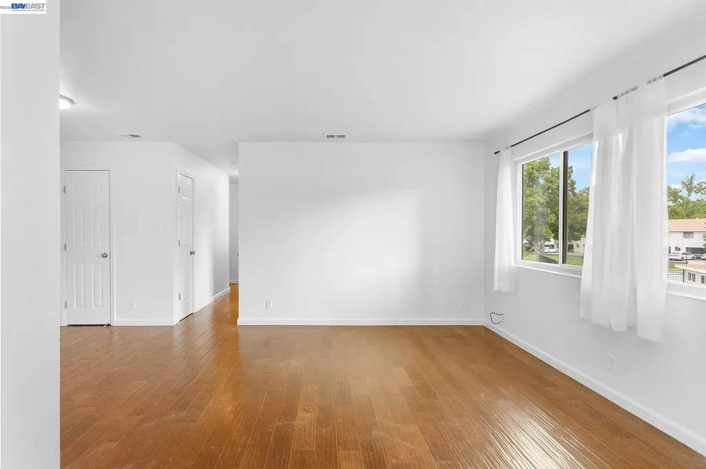 1044 Mohr Lane Concord CA 94518