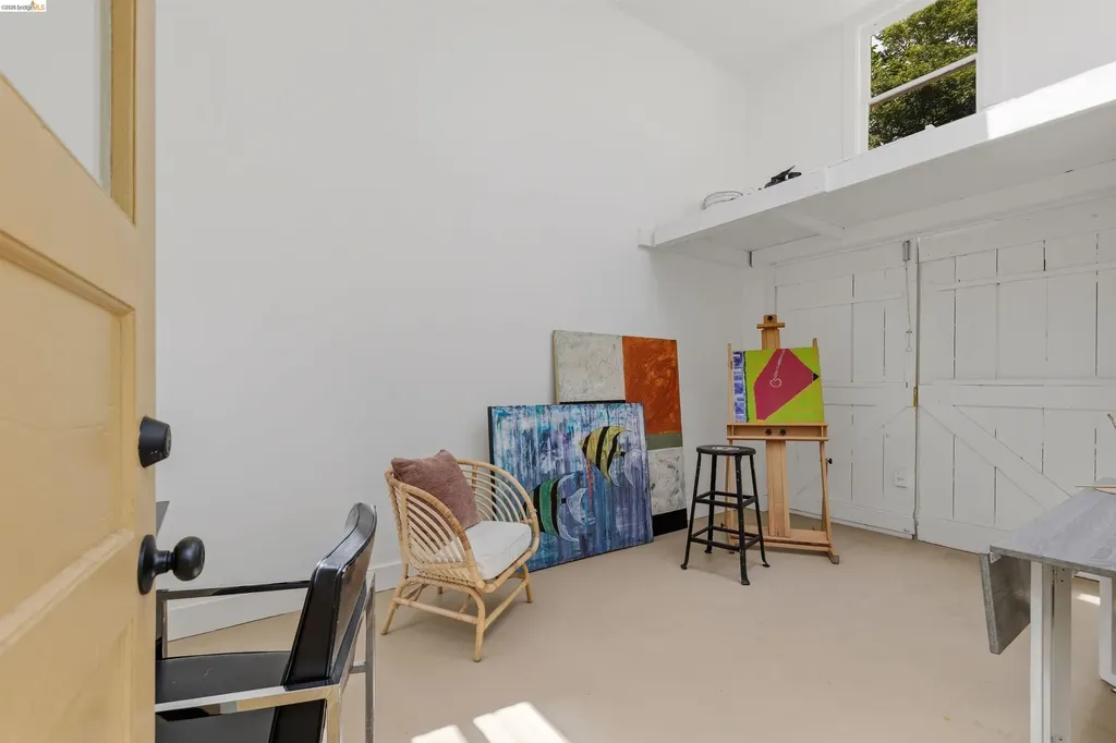 389 38th Street Oakland CA 94609
