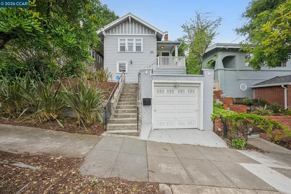4411 Brookdale Avenue Oakland CA 94619