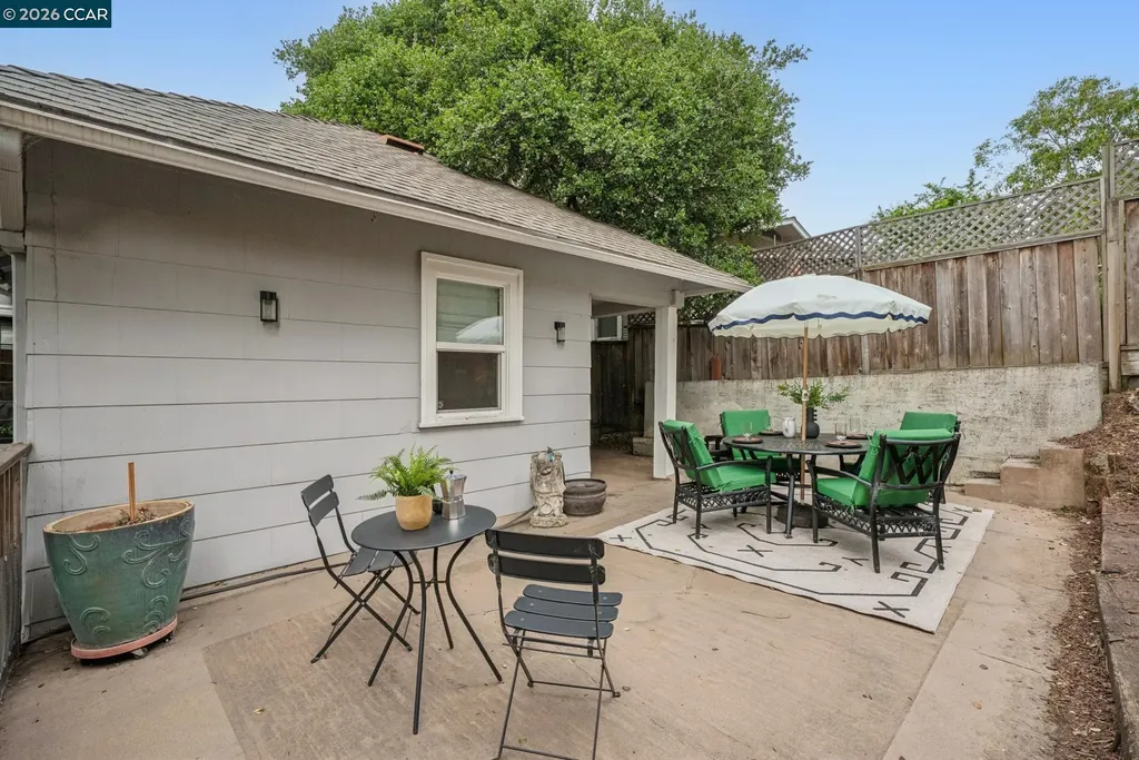 4411 Brookdale Avenue Oakland CA 94619