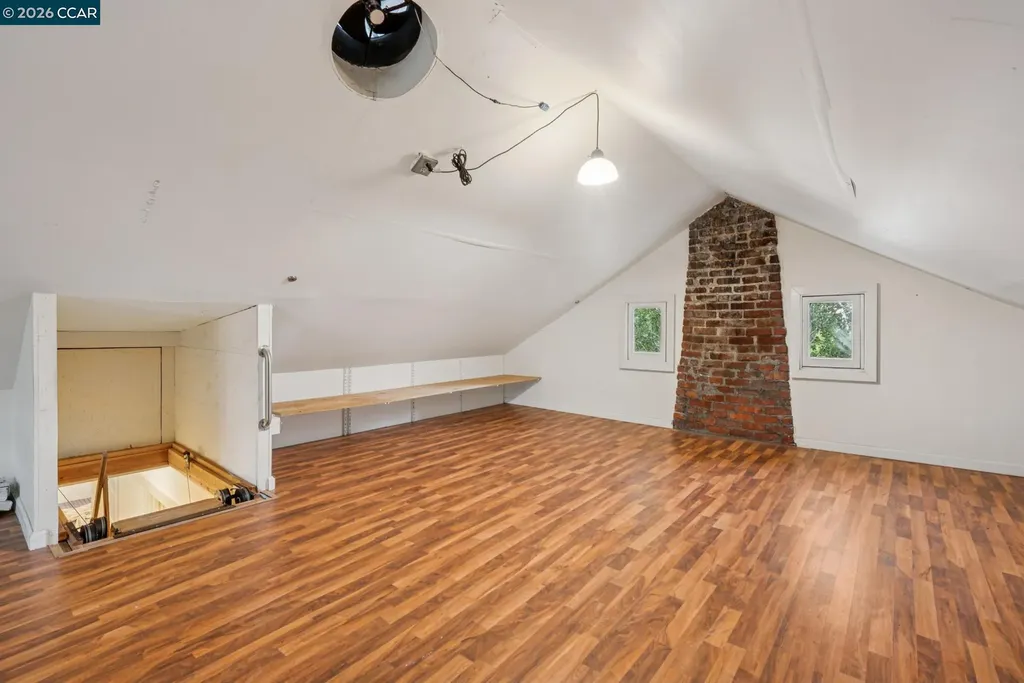 4411 Brookdale Avenue Oakland CA 94619