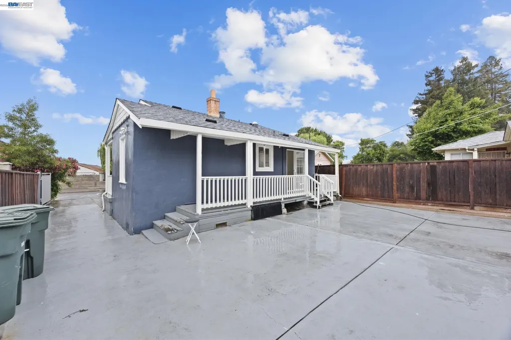 1686 Grand Avenue San Leandro CA 94577
