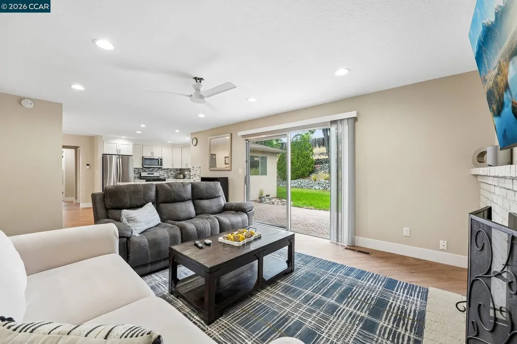 3323 Serpentine Drive Antioch CA 94509