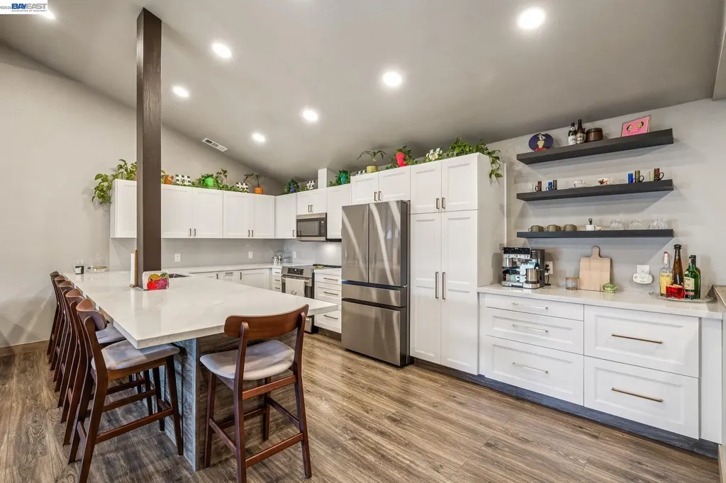 2327 Fairway Drive San Leandro CA 94577