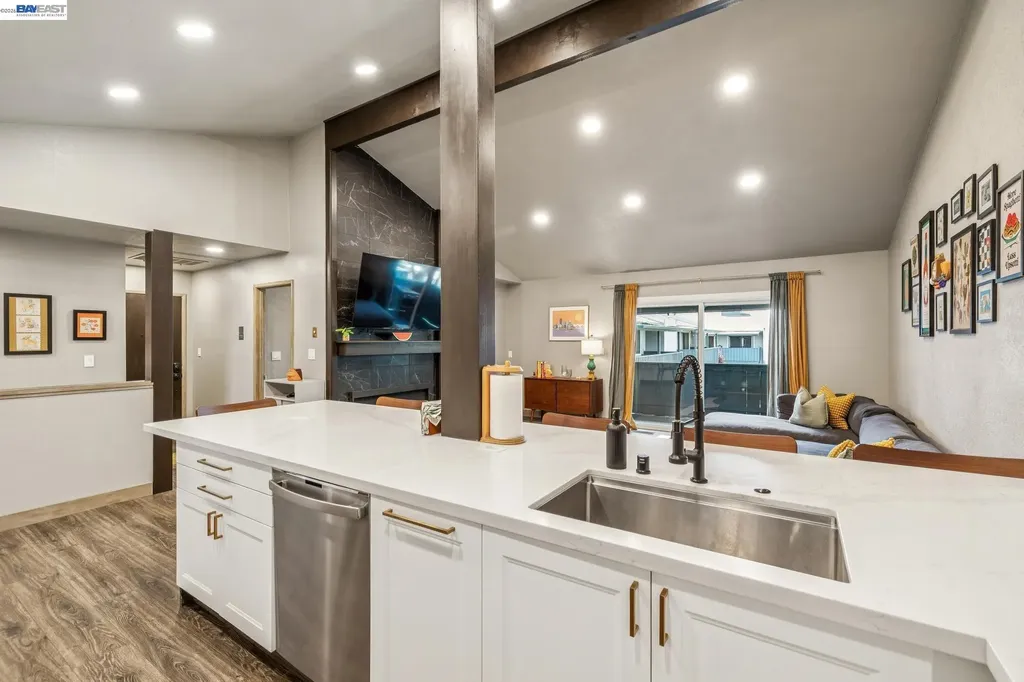 2327 Fairway Drive San Leandro CA 94577