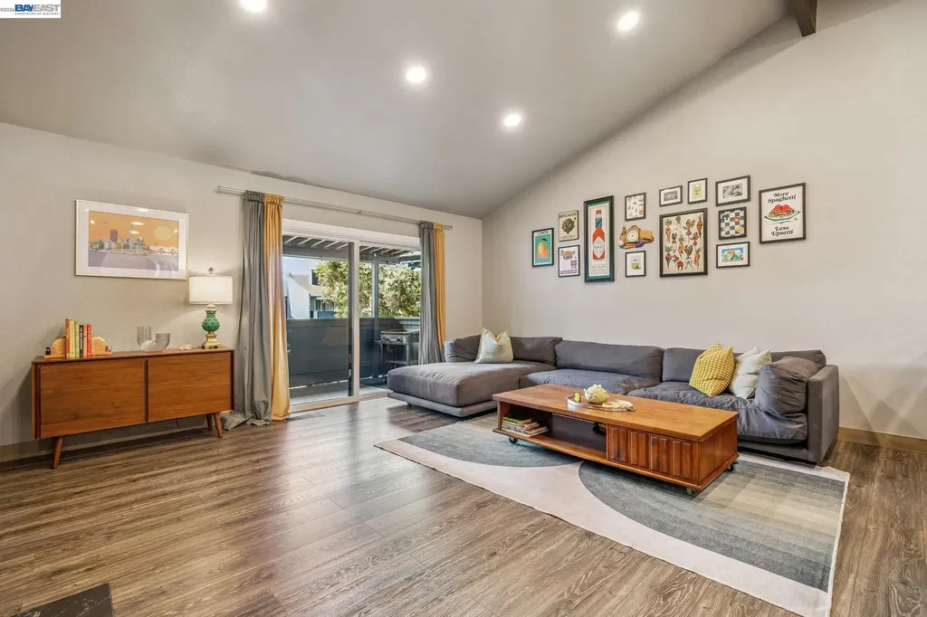 2327 Fairway Drive San Leandro CA 94577