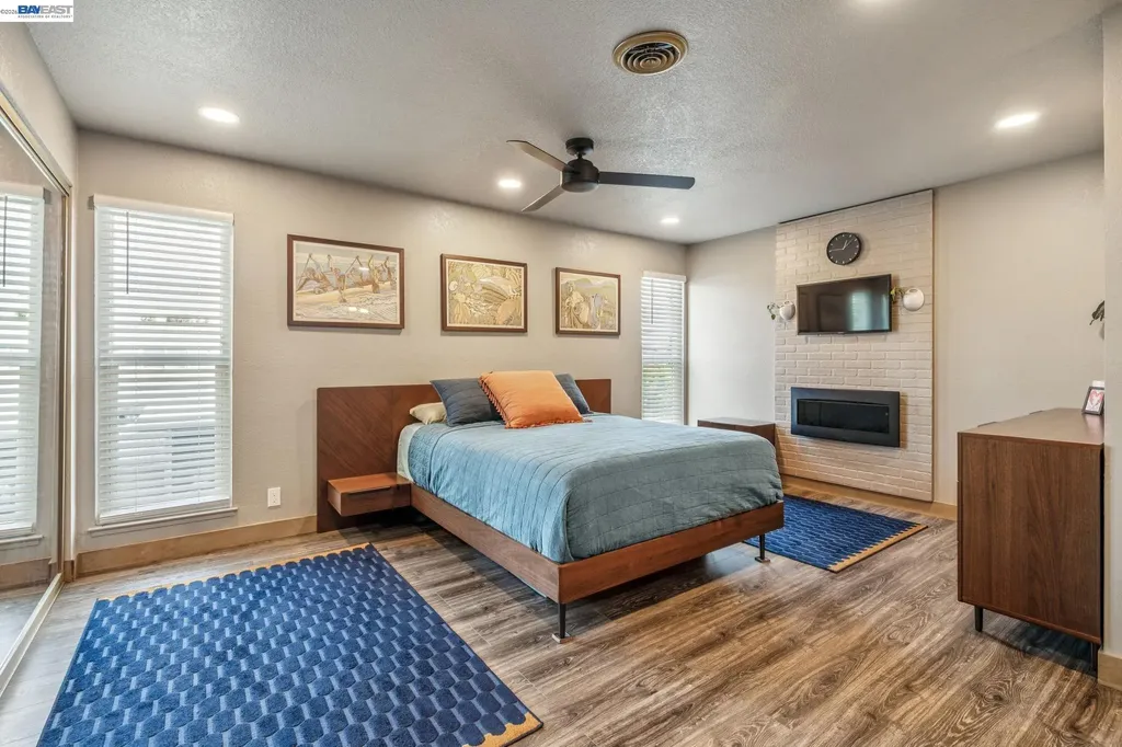 2327 Fairway Drive San Leandro CA 94577