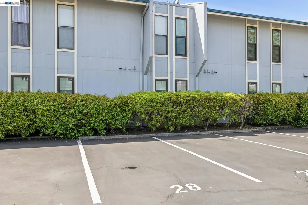 2327 Fairway Drive San Leandro CA 94577